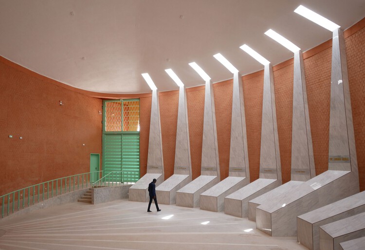 Thomas Sankara Mausoleum / Kere Architecture - Image 3 of 11