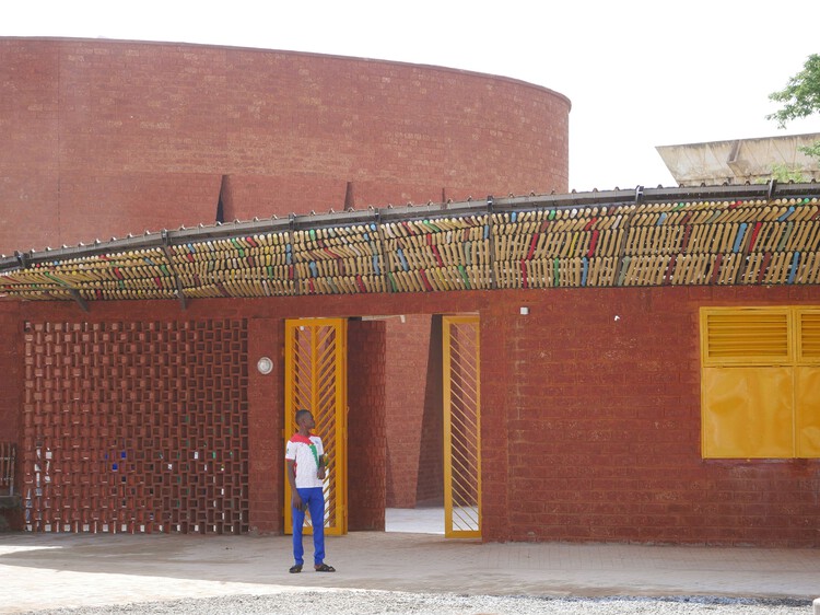 Thomas Sankara Mausoleum / Kere Architecture - Exterior Photography