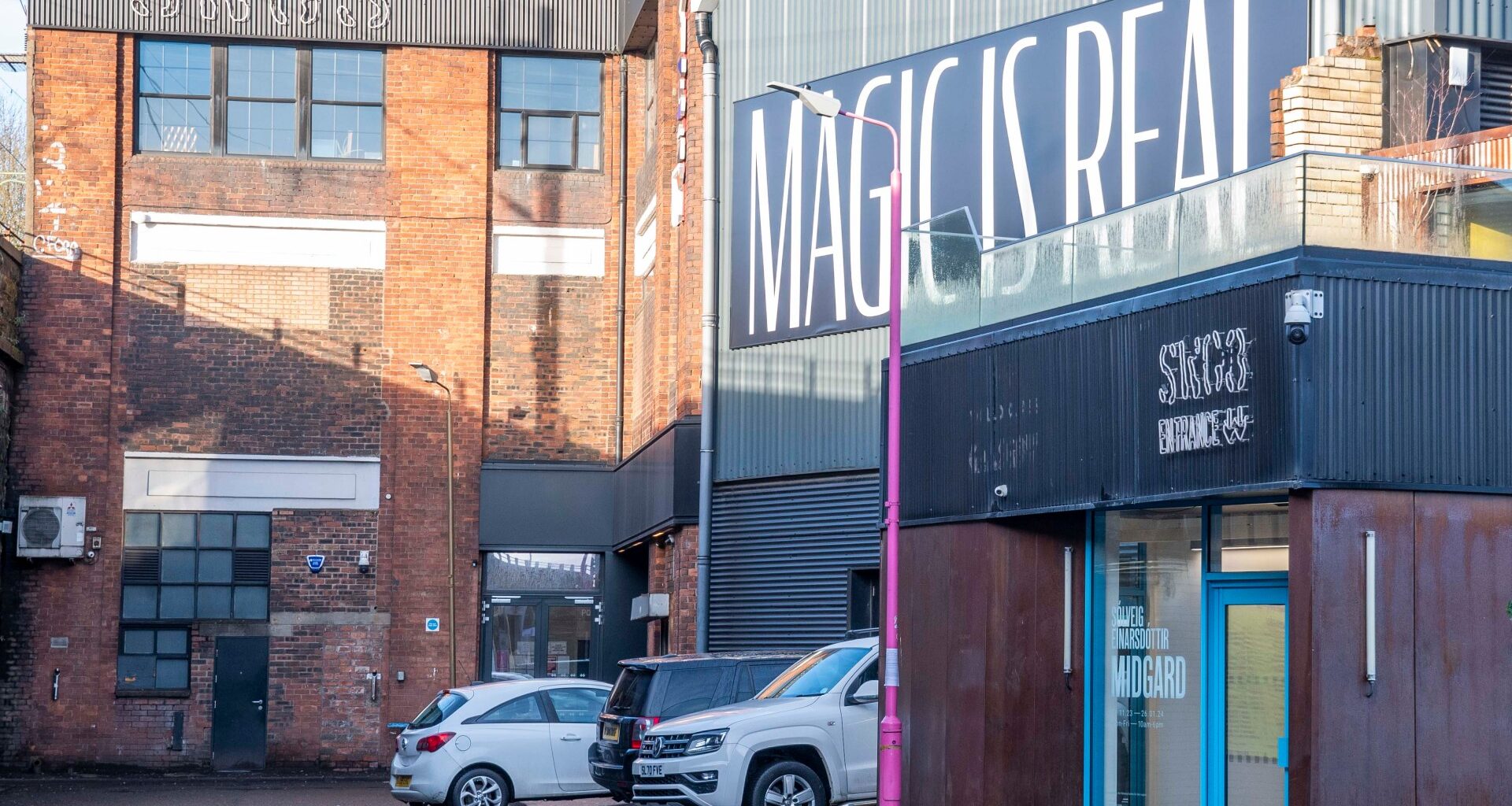 Fans convinced huge rock band are playing secret show in Glasgow TOMORROW