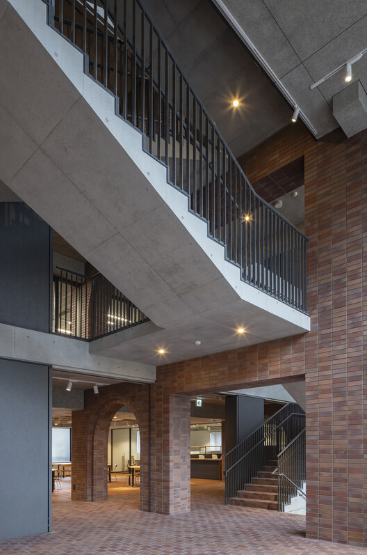 Sosho-Kan at Kyoto University of the Arts / Takenaka Corporation - Image 4 of 33