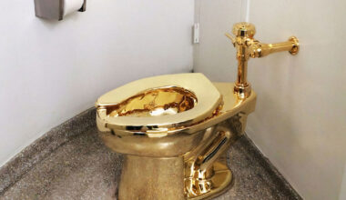 Why Toilets Keep Turning Up in Contemporary Art