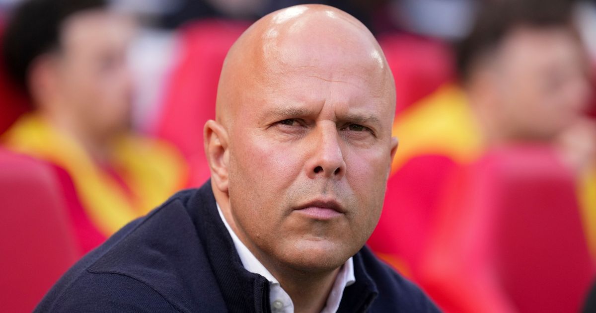 Arne Slot gives fresh detail on Liverpool transfers as double exit could change plans