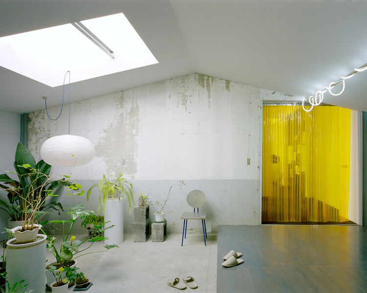 Office P&L / Studio Tngtetshiu - Interior Photography, Lighting