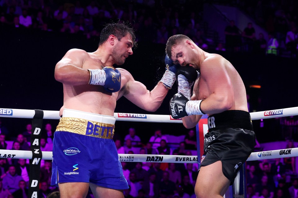Allen slept Johnny Fisher in their London rematch this month