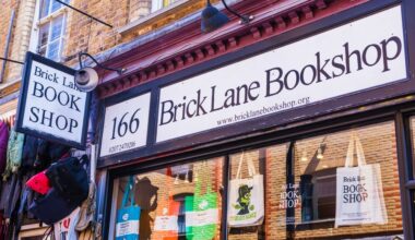 The 15 Best Bookshops in London, According to a Luxury Travel Magazine Condé Nast Traveller
