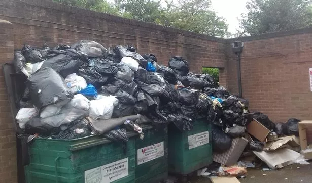 Overflowing bins in Erdington 