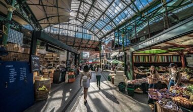 Explore London’s Largest And Oldest Food Market With A Superstar Chef And Guide, Plus Where To Stay
