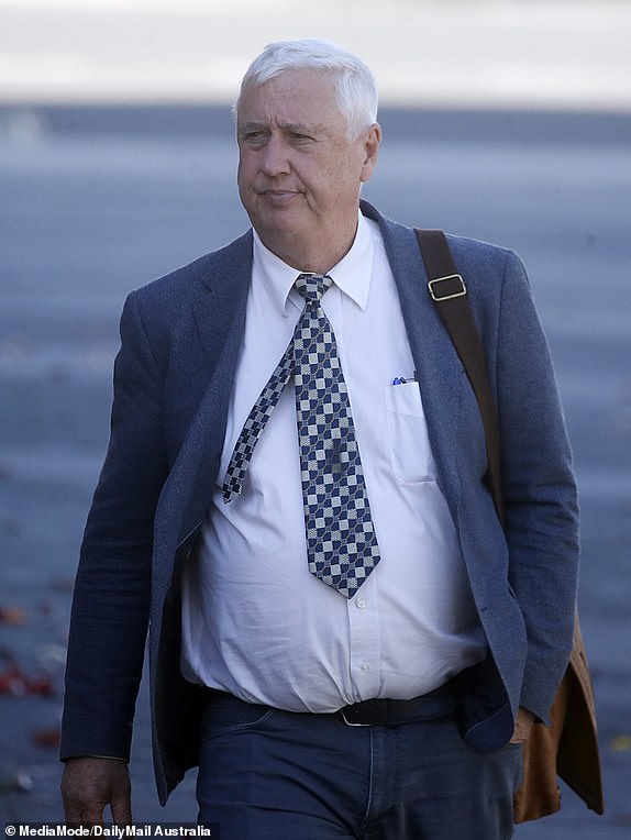 DAYRATE ERIN PATTERSON TRIAL Dr Brian BeerThe redhead is the next witness. Do not have nameIan WilkinsonEXCLUSIVE26 May 2025Â©MEDIA-MODE.COM