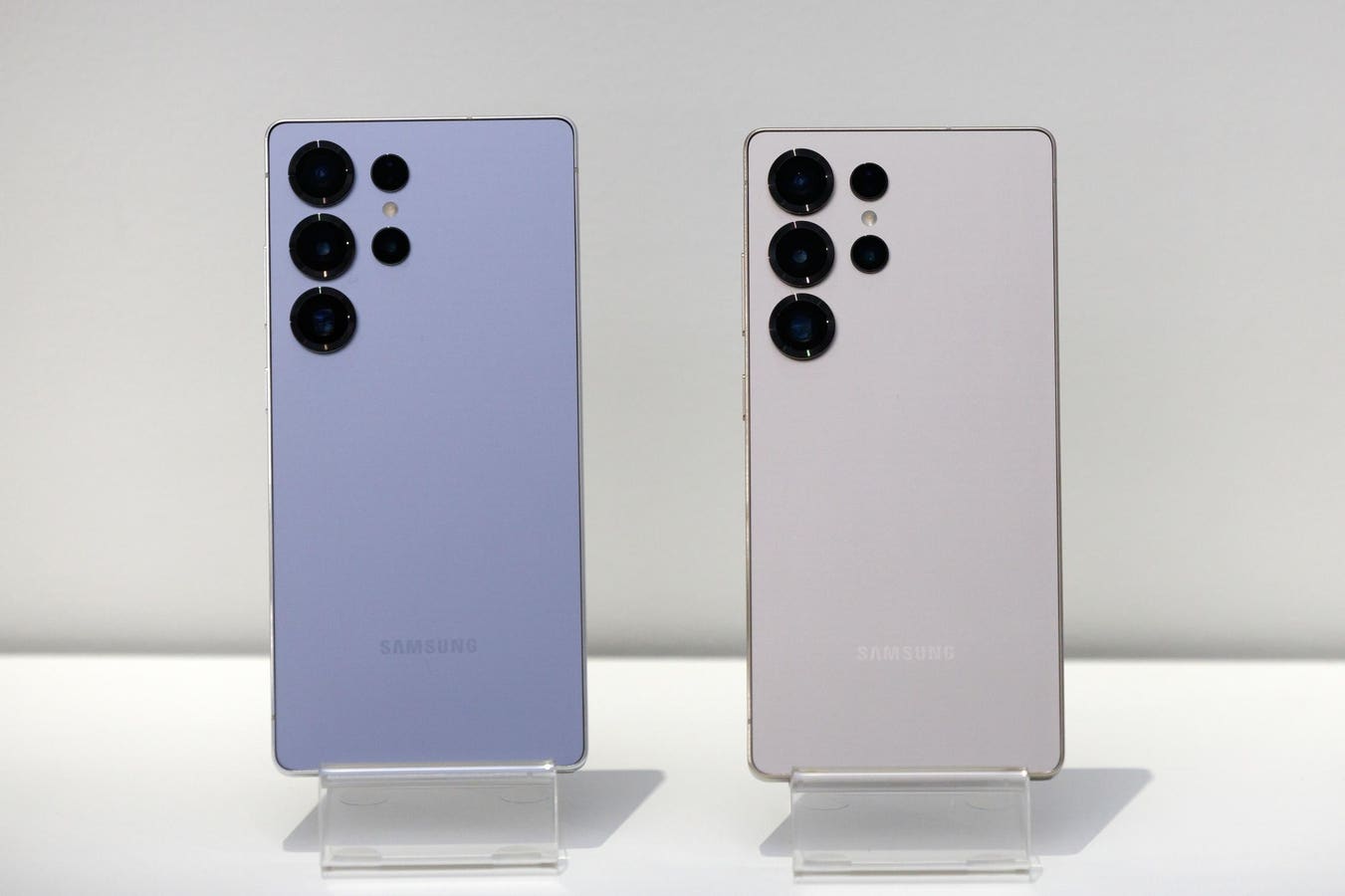 Samsung Gives Away Free Galaxy S25 With Unexpected New Code