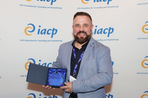 Sligo counsellor who helps fill the gap in mental health support for young people receives award