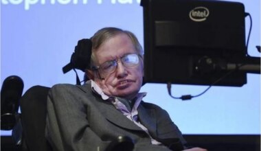 Stephen Hawking dared in 1995 to define what the world would be like in 2025: his vision of technology was so accurate it's scary - MARCA