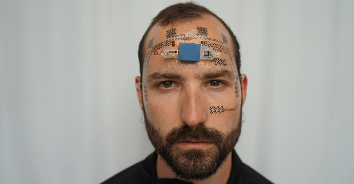 Track your mental stress... with a forehead e-tattoo?