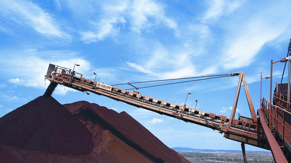 Rio Tinto investors reject call to drop London listing