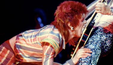 Top 10 Hardest Rocking David Bowie Songs - Ultimate Guitar