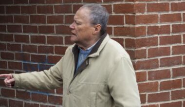 Coronation Street legend Roy makes heartfelt request of Carla | Soaps