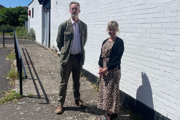 Councillor Durston and Councillor Logan outside Eagle House