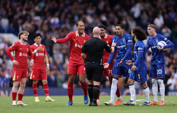 Virgil van Dijk of Liverpool and Levi Colwill of Chelsea appeal to referee Simon Hooper during the Premier League match between Chelsea FC and Liverpool