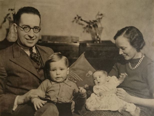 Fred Pedley with his wife and family in 1943