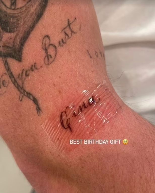 Brooklyn surprised Nicola with a tattoo dedicated to her late grandmother