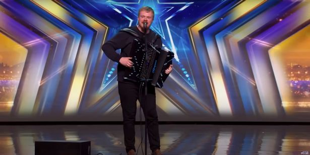 RuMac will deliver another set with his accordion