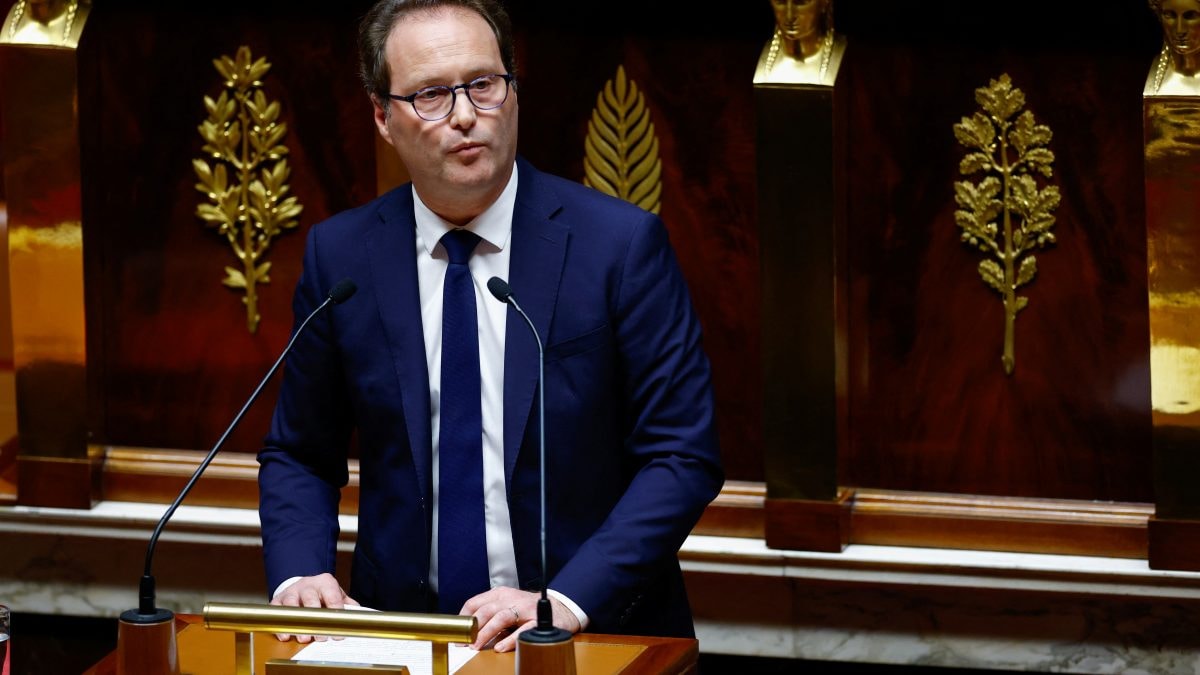 France adopts sweeping narcotics law to combat cocaine influx – Firstpost