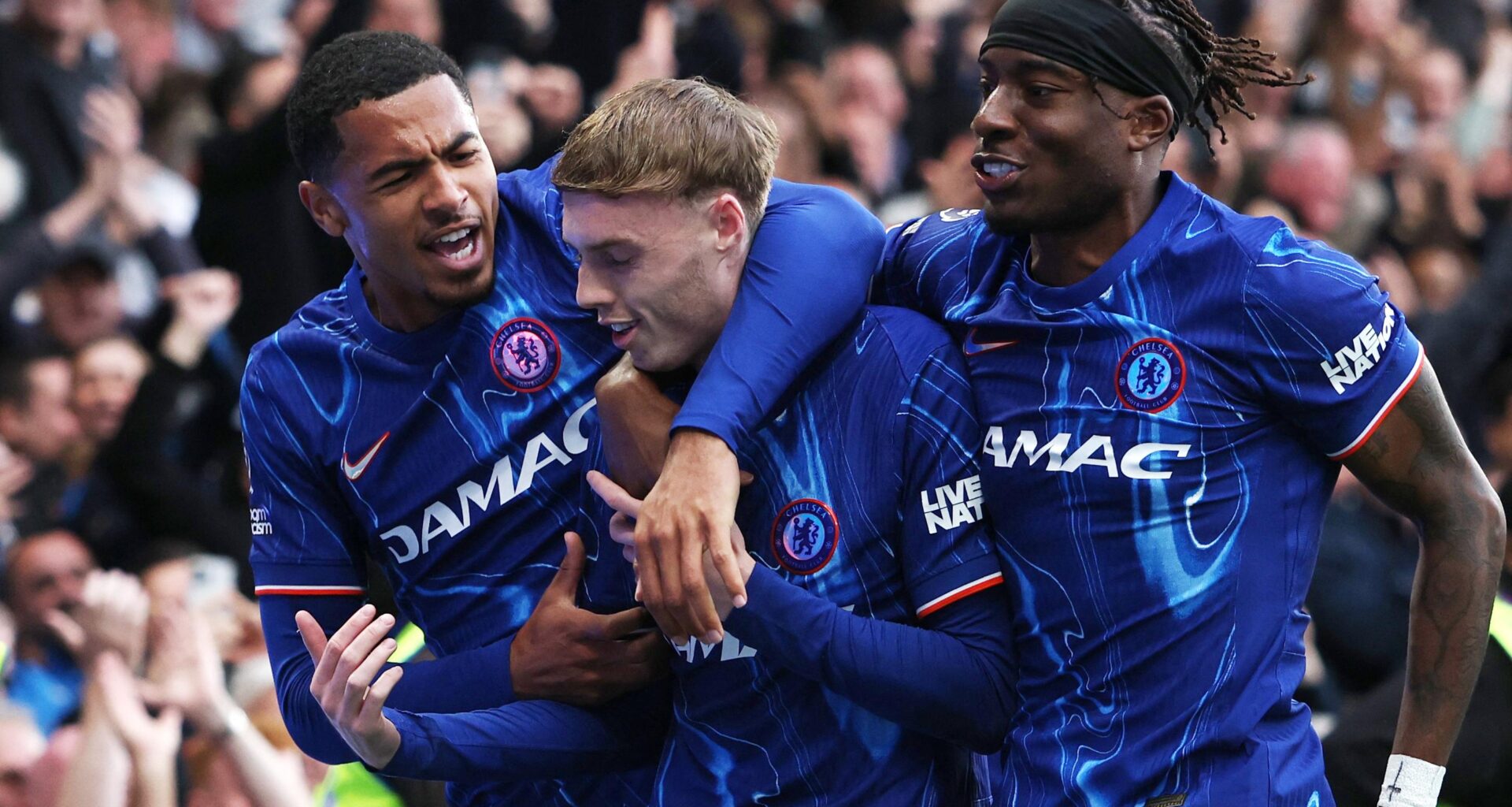 Chelsea beat Liverpool to go level with fourth-placed Newcastle