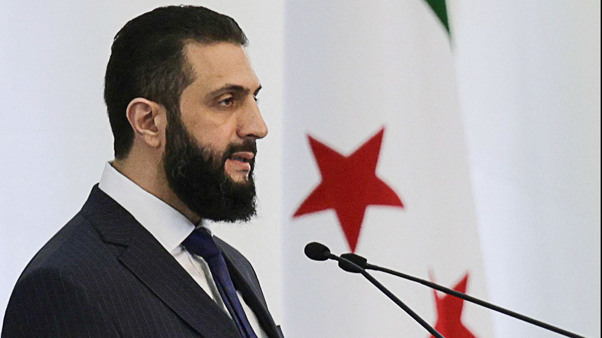 El presidente interino de Siria, Ahmed Al-Sharaa, habla durante una formación ministerial del gobierno de la República Árabe Siria, en Damasco, Siria, el 29 de marzo de 2025 - REUTERS/ KHALLIL ASHAWI 
