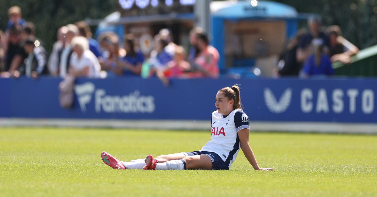 Spurs Women’s rising star Ella Morris suffers ACL injury on England duty