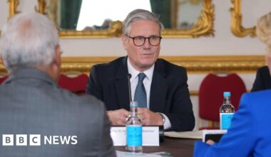 Keir Starmer banks on public being over Brexit