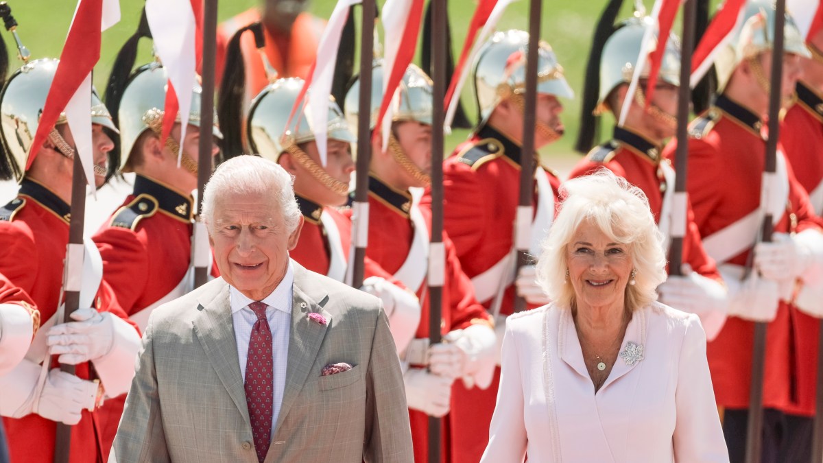 King and Queen welcomed in Canada for ‘momentous’ state visit
