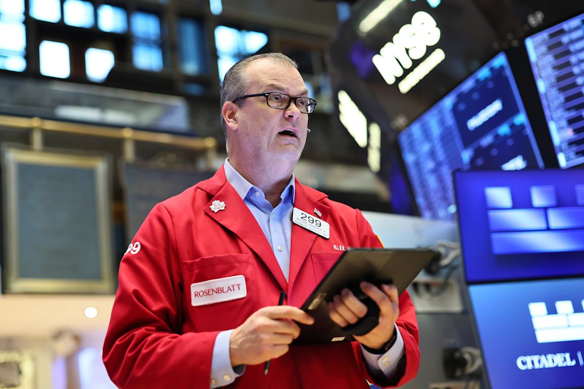 Dow gains 1,000 points, S&P 500, Nasdaq surge as US-China deal spurs a rush into stocks
