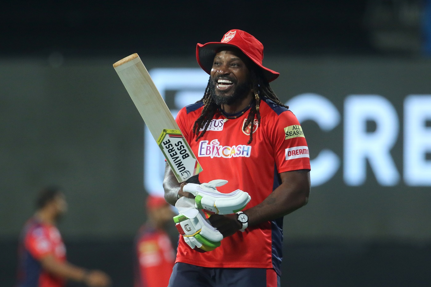 Gayle: runs for fun, sixes for free