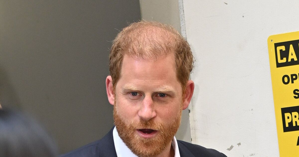Prince Harry has 'lost identity' since giving up his royal duties - Celebrity News - Entertainment
