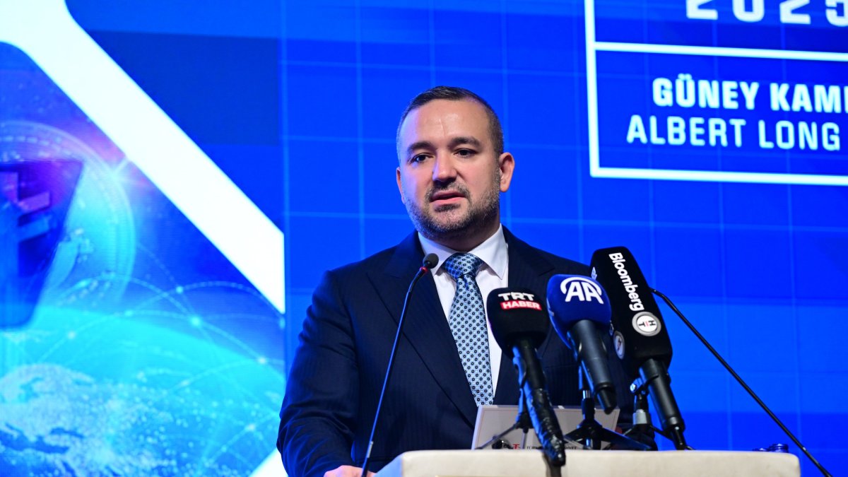 'Inflation expectations require maintaining tight, decisive stance'