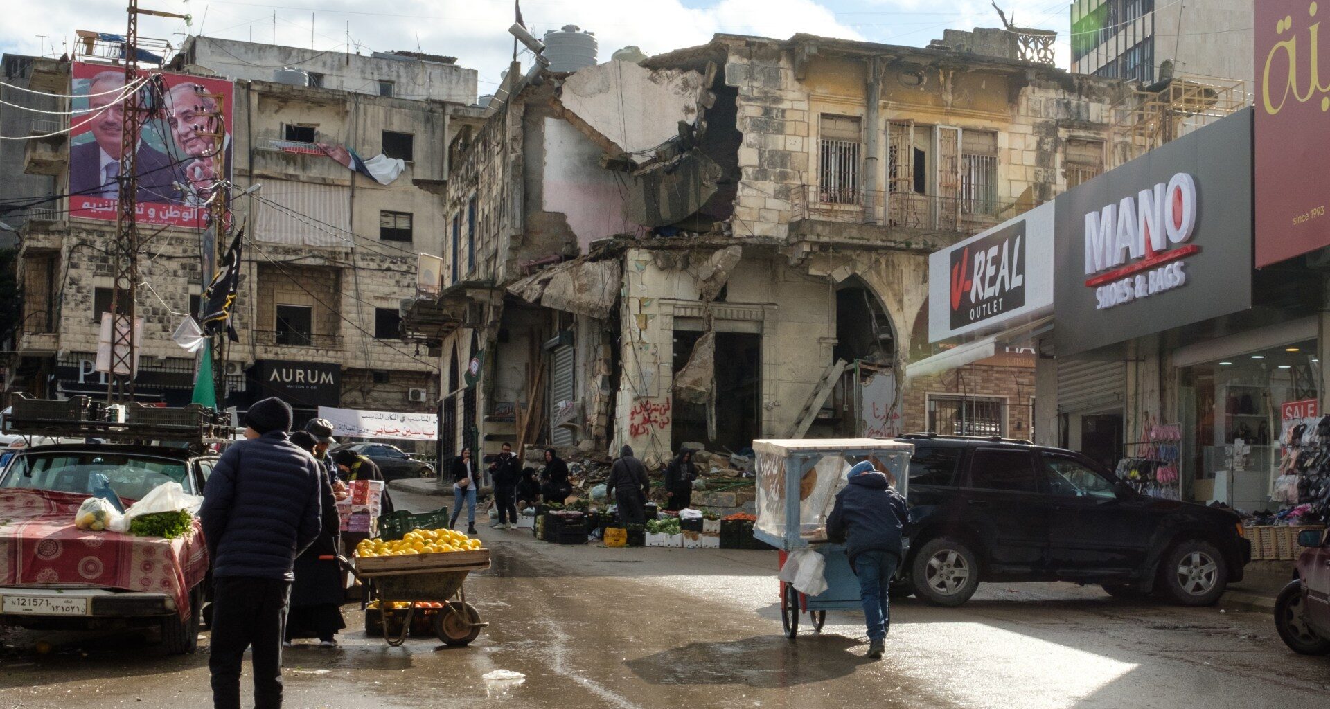 After Israel’s bombs, Nabatieh’s Monday Market revives itself once again | Israel attacks Lebanon