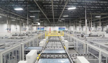 US trade panel's vote paves way for stiff tariffs on many solar imports