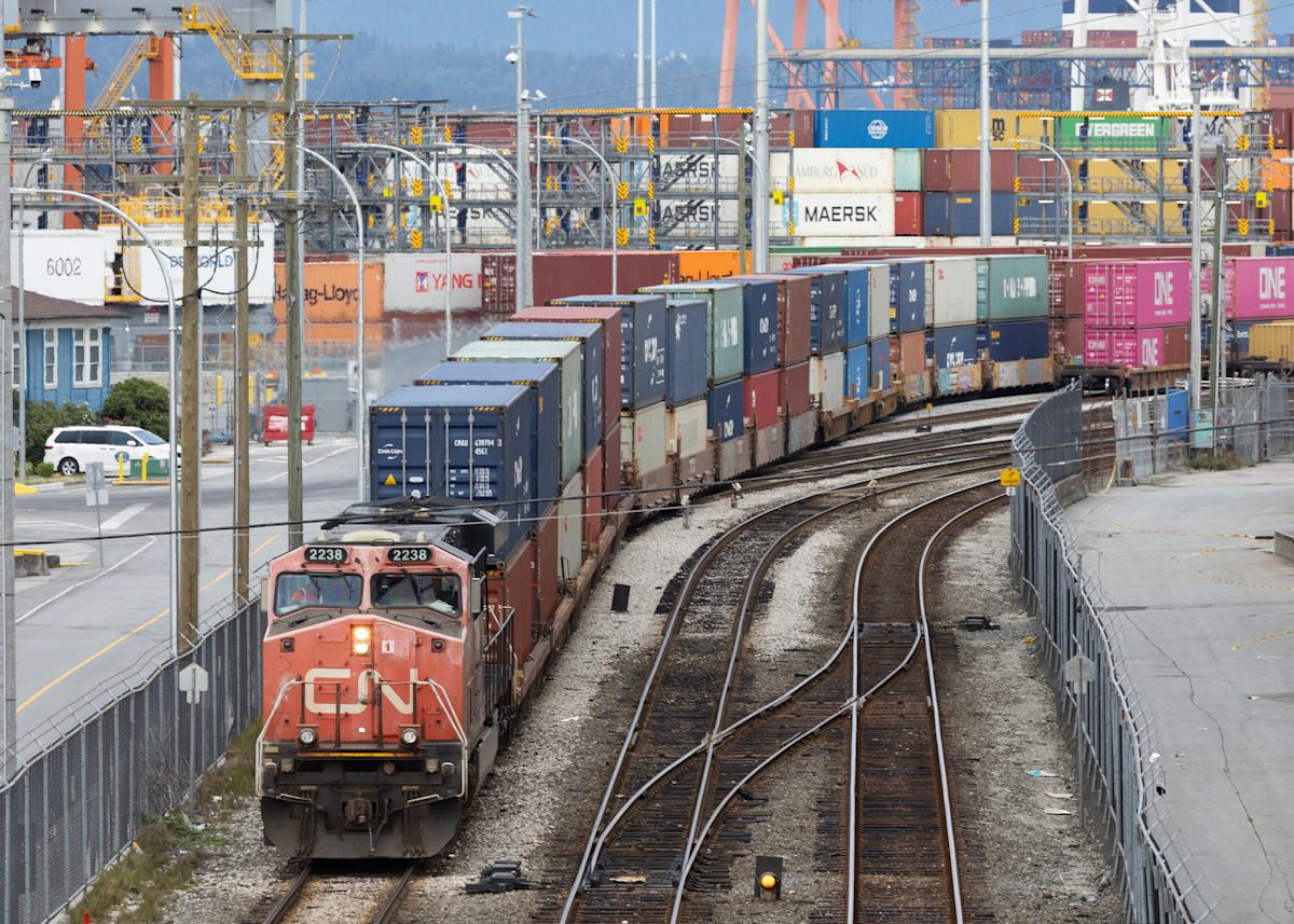 Canada’s economy charged ahead in the first quarter of 2025 as exporters sought to get ahead of tariffs