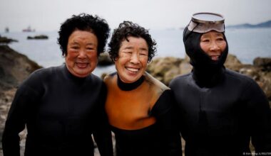 Korea's Haenyeo women divers developed genetic superpower – DW – 05/06/2025