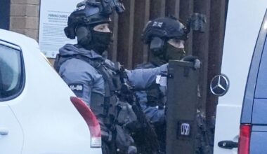 Sheffield: Police stand-off with 'armed' man in Castlegate flat ends with arrest made | UK | News