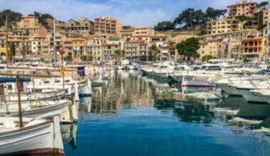Spain's pretty little town so overrun with tourists locals say it's now a 'theme park' | World | News