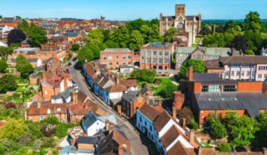 The most expensive UK city to live in outside of London where locals are priced out | UK | News