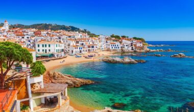 'I moved to Spain from UK - there's 1 major frustrating downside' | Travel News | Travel