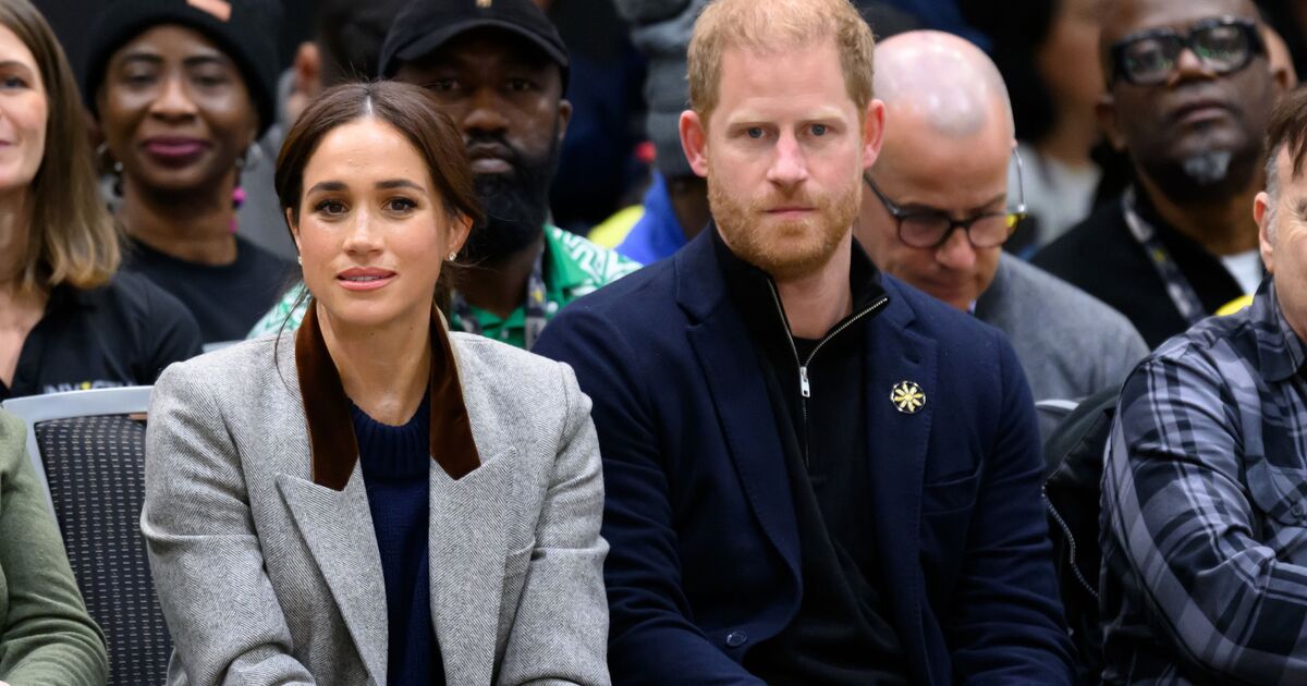 Royal Family LIVE: Prince Harry and Meghan hold 'secret summit' after split with Beckhams | Royal | News