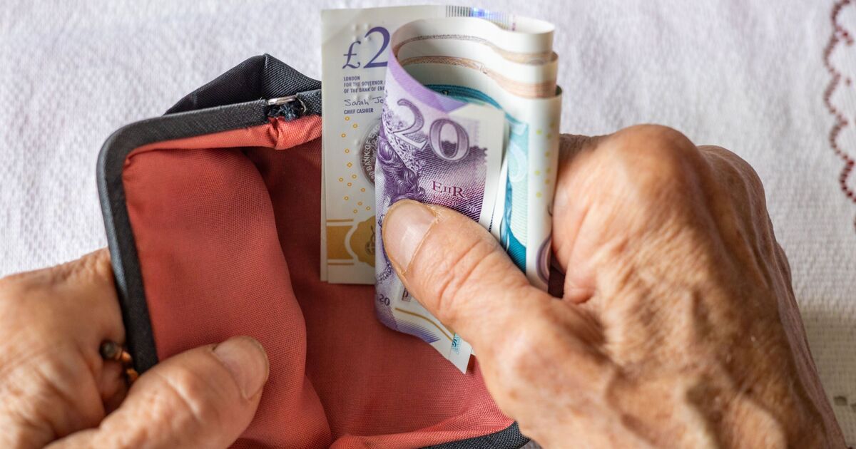 Six in 100 state pensioners underpaid last year as urgent warning issued | Politics | News