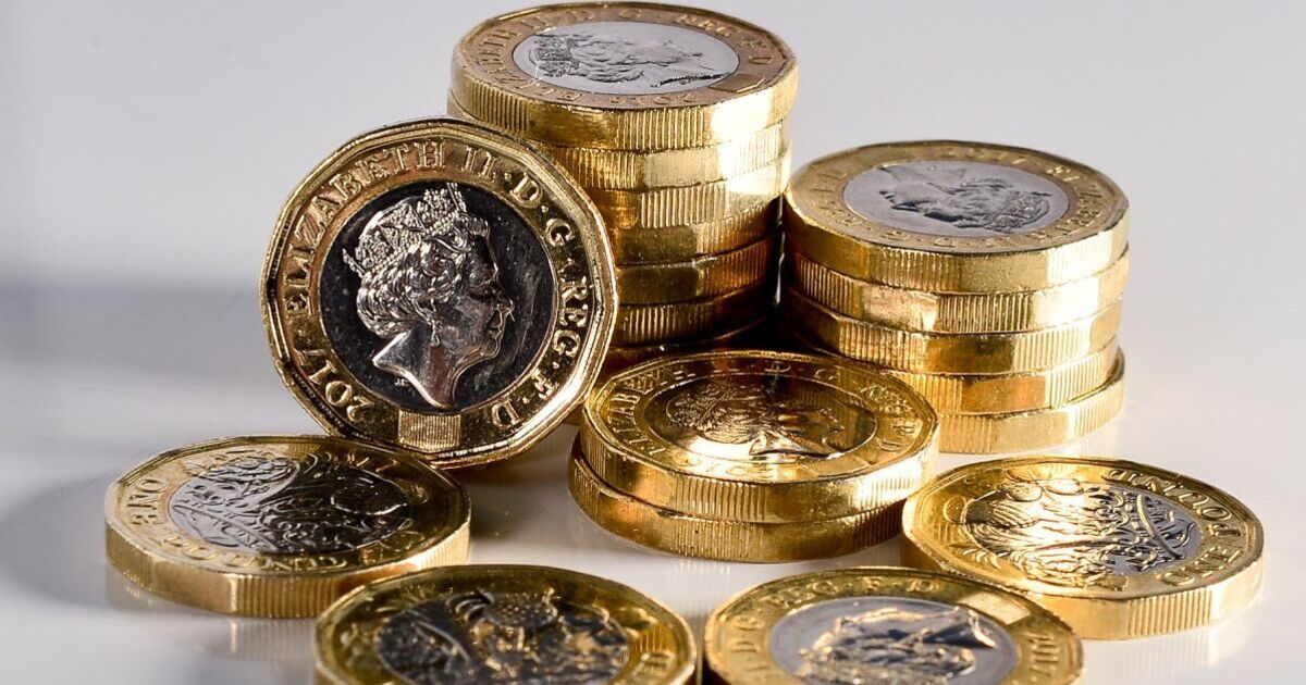 A quarter of Brits are 'silent savers' who keep their financial affair | Personal Finance | Finance