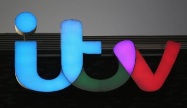 Coronation Street takes drastic action in ITV 'financial crisis' | TV & Radio | Showbiz & TV
