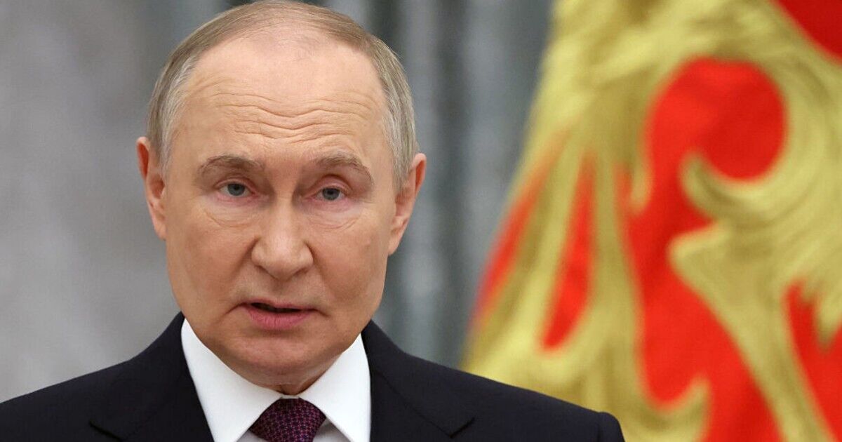 Russian economy meltdown as coal extraction plummets with Putin facing existential threat | World | News