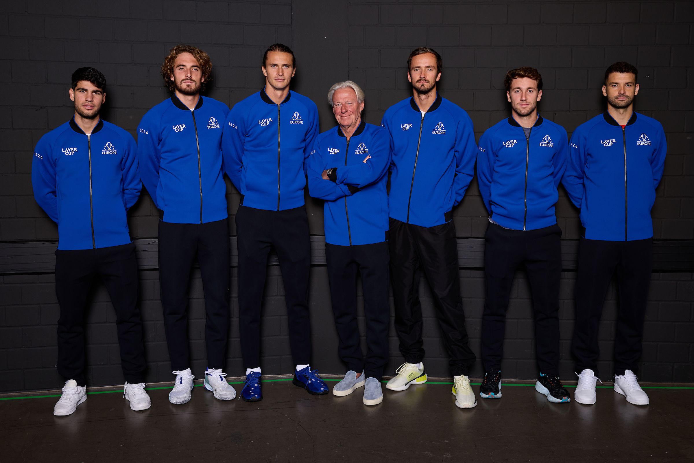 The six Team Europe representatives at Laver Cup Berlin 2024: Carlos Alcaraz, Stefanos Tsitsipas, Alexander Zverev, Daniil Medvedev, Casper Ruud and Grigor Dimitrov with Captain Bjorn Borg (center). 
