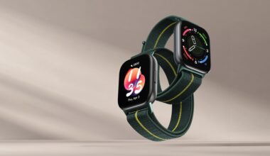 The Motorola Watch Fit in its Trekking Green band color.