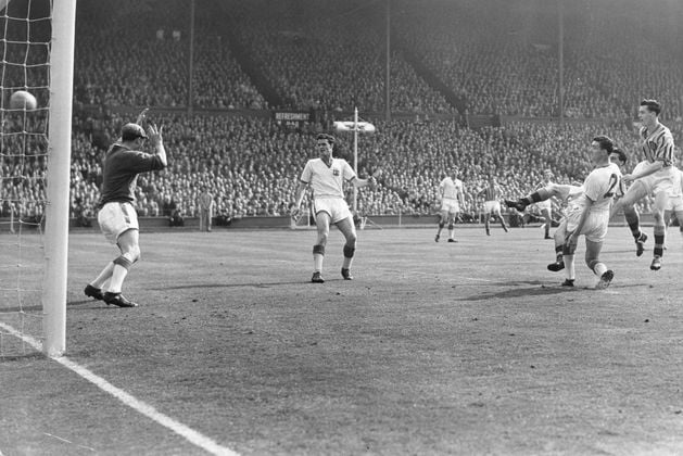Northern Ireland: Peter McParland fondly remembered for 1958 World Cup feats after passing at age of 91